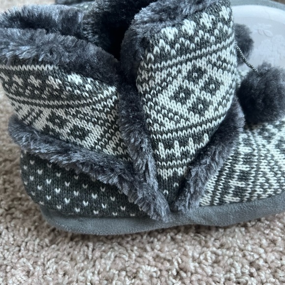 Steve Madden slipper booties - size 6 - Picture 4 of 5